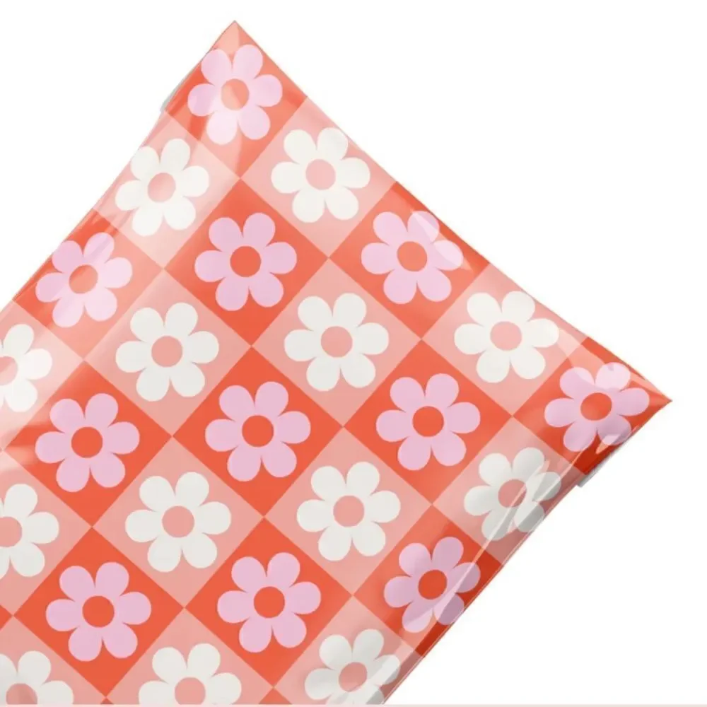 Poly mailers MIX sizes 6x9 12x15 10x13 14.5x19 35 poly mailers 35 stickers